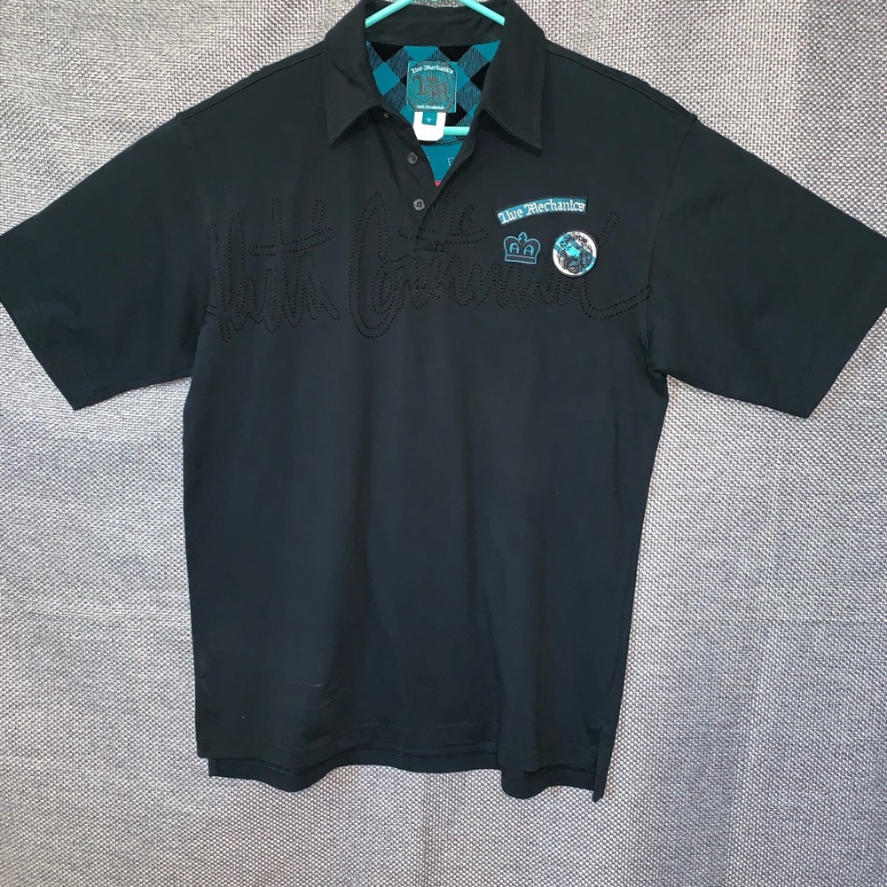 Live mechanics black collar shirt
